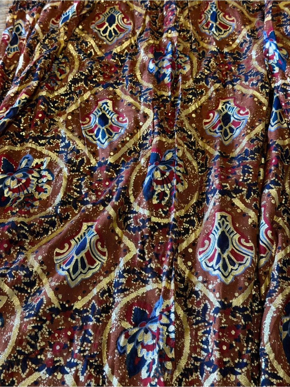 Patricia Nash Scarf Wrap Brown Metallic Gold Medallion Floral 100 Viscose NWOT